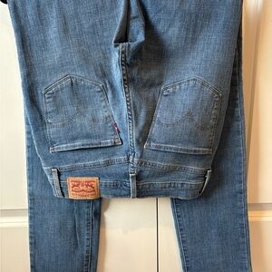 Levi's Straight Leg Blue Jeans